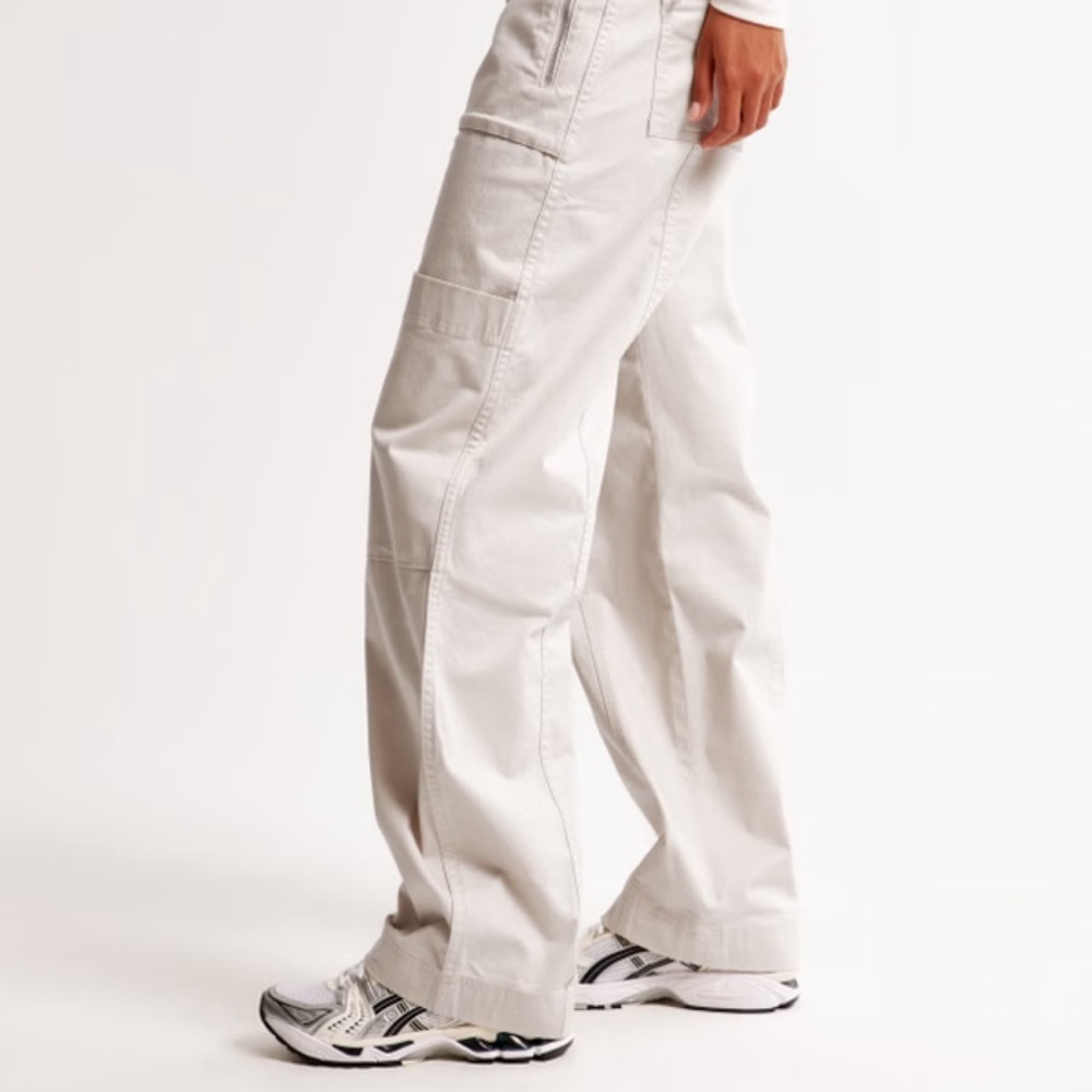 Mid Rise Barrel Utility Pant - Picture 2 of 3